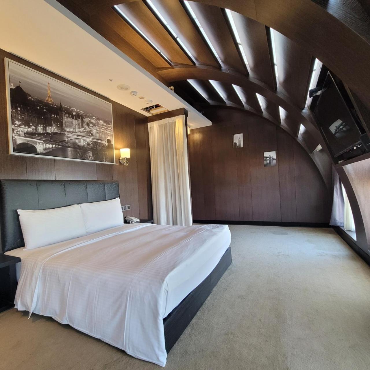 Meworld Hotel - Taipei Main Station Zewnętrze zdjęcie