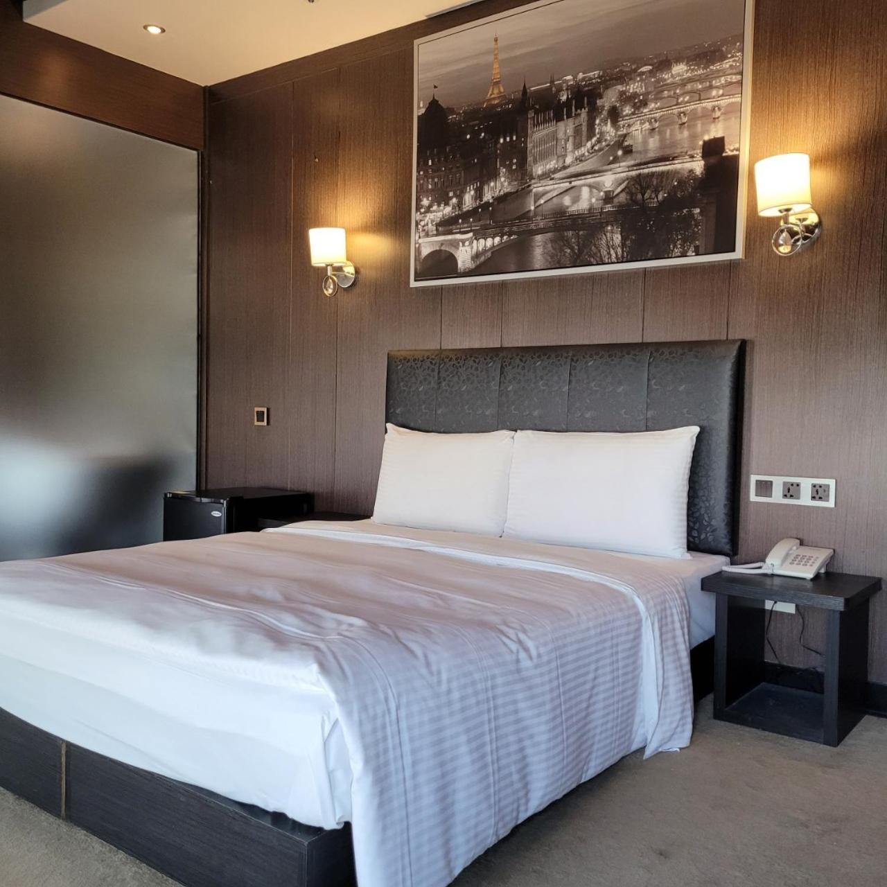Meworld Hotel - Taipei Main Station Zewnętrze zdjęcie